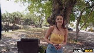 Jc Wilds Wild Chick Hops On The Bus - FullHD 1080-3