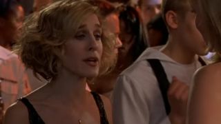 Kim Cattrall, Kristin Davis – Sex and the City s05e01 (2002)!!!-3