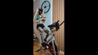 Lola Noir - Latex Training.-7