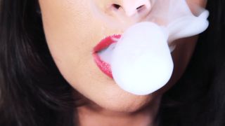 Lips Full Close-Up Sexy smoking - Abbie Cat.-8