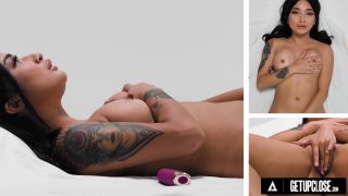 7136 How Women Orgasm With Natural Beauty Avery Black SOLO FE...-3