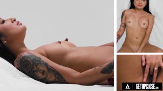 7136 How Women Orgasm With Natural Beauty Avery Black SOLO FE...-6