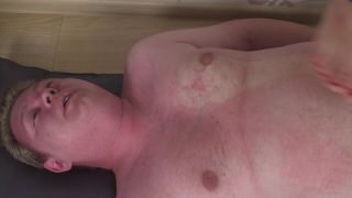 [GetFreeDays.com] Ingrid - Barefoot Trampling in Jeans bbw feet-0