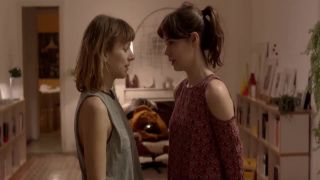 Nausicaa Bonnín, Laia Costa - Citas s01e02 (2016) HD 720p!!!-6