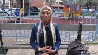 7691 Shana - Pakistanaise D Origine, Voici Shana-1