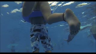  Voyeur - Underwater swimsuit tracking - YMUW-1082, voyeur on voyeur-7