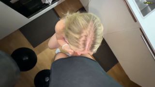 [K2S.CLUB] SyxLove - Romantischer Sex in der Küche endet mit einem Creampie - FullHD 1080P-1