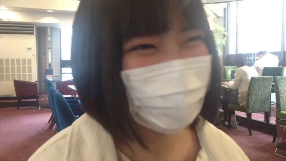 FC2-PPV-4779126 はるか18歳・顔射_1。アイドル級逸材っ子が*に謝罪しながらカメラ目線顔射！ 禁断の扉を開くまでの一部始終（045）