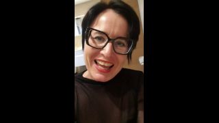 [K2S.CLUB] JulieEroticDress - Julie Spritzt Im Bad - HD 720P-9