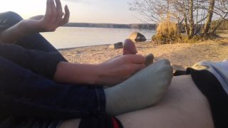 Oksifootjob – Public Footjob And Socksjob On The Beach 1920×1080 HD Foot-2