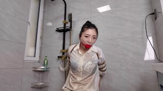 李大侠 佳佳浴室淋水 (Fetish porn)-2