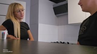 6278 Studentka Wynajmuje Mieszkanie Na Specjalnych Warunkach ...-2