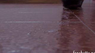 7228 Dans Le Couloir-8