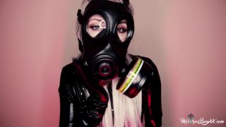 MistressLucyXX - Gas Mask Mistress Jerk Off - BDSM-0