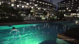 2018 12 19 Skinny dipping at night-3