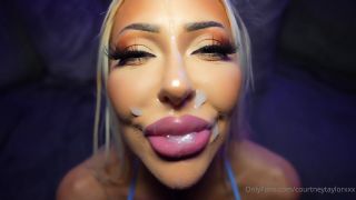 CourtneyTaylor 0hmp1bp24n7008aa980xk source-9