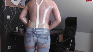 Glamour - in latex and mask.. hot finger fuck.-8