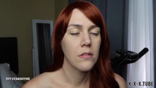  IvyStarshyne  fetish Ivystarshyne Finger Brushing Expressionless-6