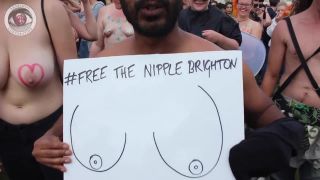 Free_The_Nipple_-_Feminists_Attack-4