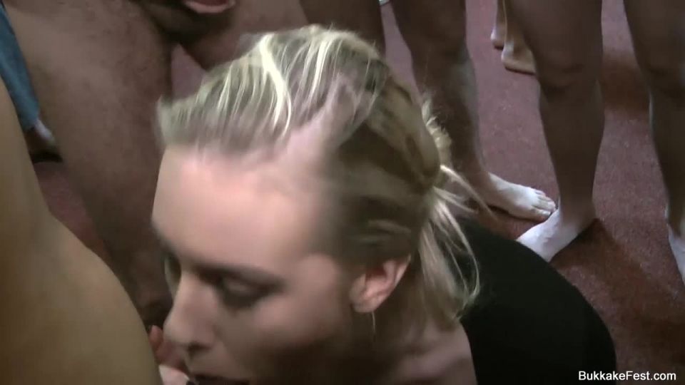 BukkakeFest presents 15 Pixiee Little - Bukkake 1 Video S...
