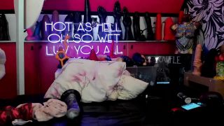 Monster Size Butt Plug And Other Monster Size Toys In Gap...-2