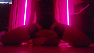 LUNANylon - My pussy gets fucked by a pillow-2