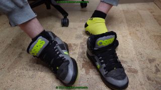 SneakerLoverAustria - wrecking fur osiris shoes with 4pair of socks, ripping sole, jerking off-0