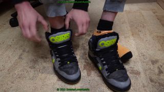 SneakerLoverAustria - wrecking fur osiris shoes with 4pair of socks, ripping sole, jerking off-3