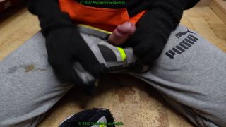 SneakerLoverAustria - wrecking fur osiris shoes with 4pair of socks, ripping sole, jerking off-7