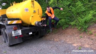 Lazy Road Worker Fucking For Free Public!-1