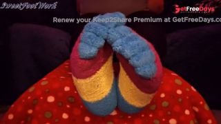 [GetFreeDays.com] Worship and Fuck My Big Feet In My Thick Colorful Fuzzy Winter Toe Socks - Give Me A Big Load Of Cum Adult Video January 2023-8