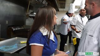 Bunny Fae - Tiny Gangbang Download New Porn Video Fast Mo...-1