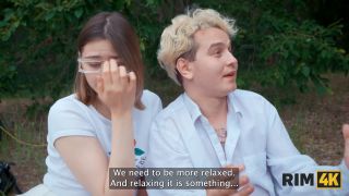 7166 RIM4K  Swap Wives, Mutual Rimming and Anal Fuck in the F...-1