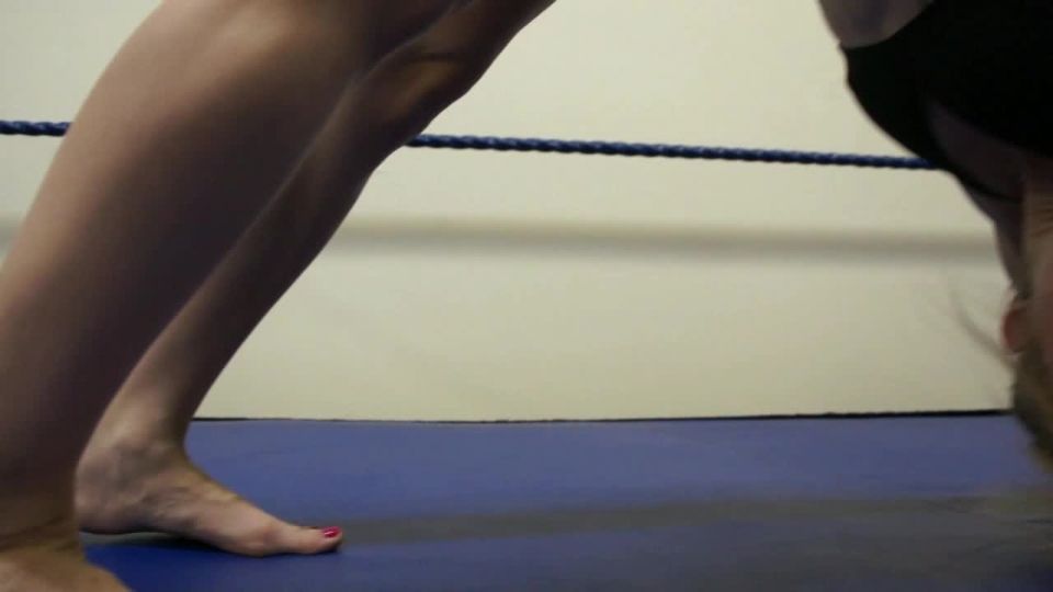 MEAN GIRLS FEET - Nikki's Dangerous Feet.