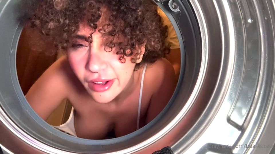 BeaSecrets, Beatrice Segreti, Curly Hair Teen Getting Fucked In The Laundry (Pornstar)