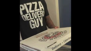 Onlyfans - Scarlett Kisses XO Fucked By Pizza Delivery Guy Video Leaked - Amateur-1