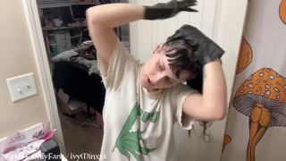 Fair Skin HAIRDYE LIVE STREAM  with Ivy Minxxx and Tyler Ford-4