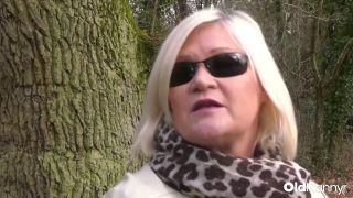 6266 Mature Milf Licked By Blonde Babe-1