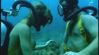 SexUnderwater e0075 Vintage Ocean Scene (mp4)-3