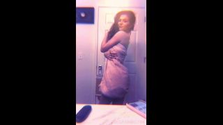 Shower and pole dance compilation webcam meganholly00-9