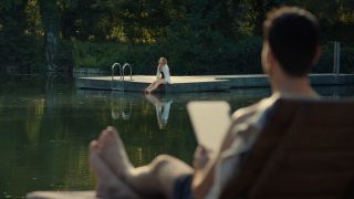 Imogen Poots: Unseen Moments Behind the Scenes Revealed-5