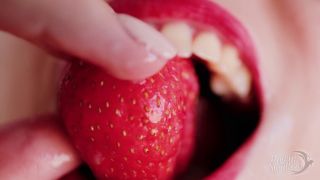 Strawberries With CumCream. A Delicacy Story Of Food And Sperm Fetish. Cim 1080p-9