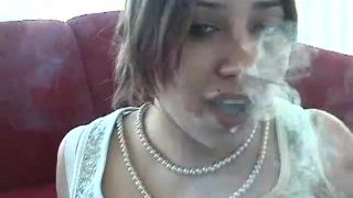 BlackBachelor kiki splash (mp4)-9