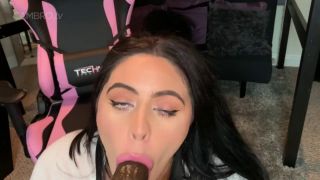 Thatsilveraliengirl Knows How To Have Fun By Herself Onlyfans (Pornstar)-5
