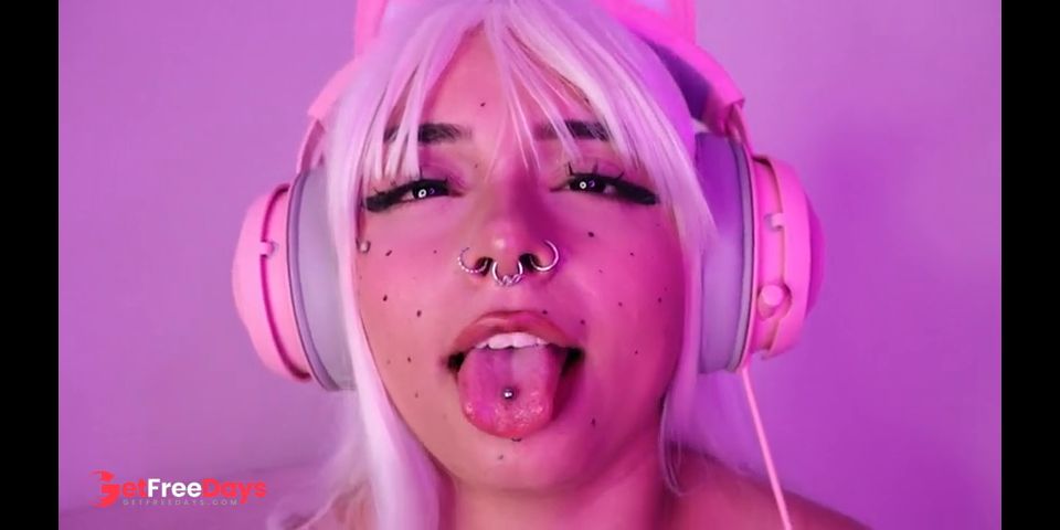 [GetFreeDays.com] Gamer girl Ahegao face fetish Adult Stream April 2023