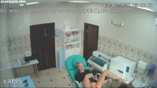 [sexeclinic.com] What happens during a gyno exam-6