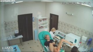 [sexeclinic.com] What happens during a gyno exam-8