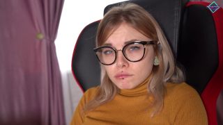 Horny Cute Student Dreams Of A Big Dick In Her Wet Pussy Instead Of Homework 1080p-2