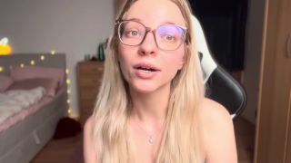 18-25 2 reasons why you should stay p*** free forever -6