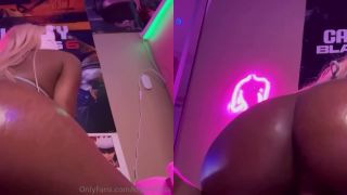 Khloesweets - Khloesweet 3D/jVR - Fucks BBC and Climax with Hitach-1